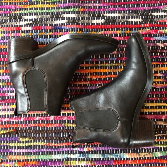 Coach Clinton Bootie - Picture 3 of 5